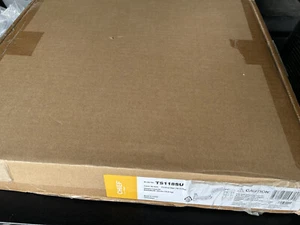 NUEVO Chief TS118SU Thinstall Soporte de Pared Doble Brazo Oscilante para Pantalla de TV LCD de 10-32" - Imagen 1 de 3
