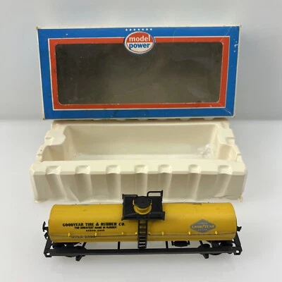 Model Power, Goodyear Tire & Rubber Co, Tank Car - HO Scale - Image 1 of 4