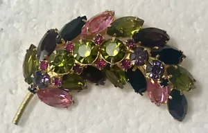 Broche Hoja Curvada Vintage Juliana D&E Multicolor Multi Forma Estrás 2-1/2" - Imagen 1 de 11