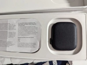 New Open Box Apple Watch Series 10 42mm Jet Black AI Black SB Sport Loop - Zdjęcie 1 z 7