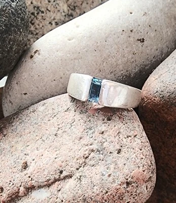 Anillo Topacio Azul James Avery Retirado Talla 6 Foto 1 de 4