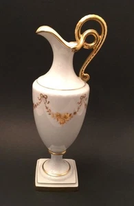 Vintage and Classic Kaiser Porcelain Vase from Germany - Picture 1 of 6