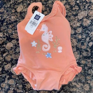 Traje de baño/cuerpo Baby Gap naranja caballito de mar 0-3 meses - Imagen 1 de 3