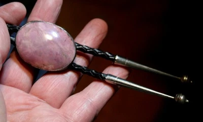 Шикарный старый юго-западный галстук-боло ручной работы из чистого серебра и розового тулита с камнем - Изображение 1 из 4