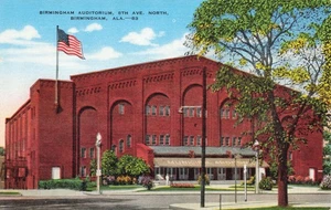 Postcard Birmingham Auditorium 8th Ave. North Birmingham Alabama AL - Picture 1 of 2