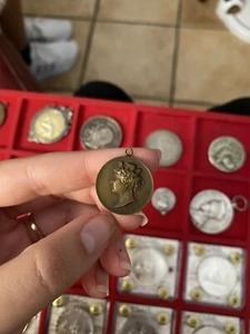 MEDAGLIA DIEDE ORO ALLA PATRIA 1917 DIAMETRO 20 mm GL - Foto 1 di 2