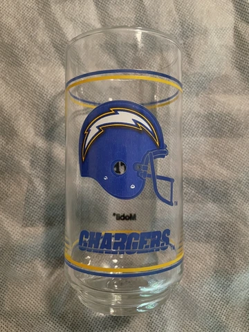 Vintage 1980's NFL Football San Diego Chargers Mobil Oil Glass 16 Oz Cover