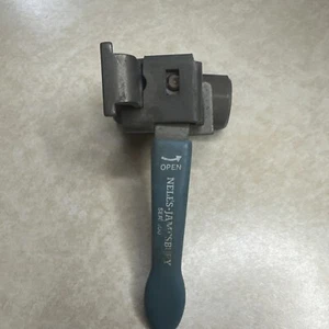 Ball Valve: 1/2 in, Brass, Straight, FNPT x FNPT, Full Port Ball Port Locking  - Picture 1 of 6