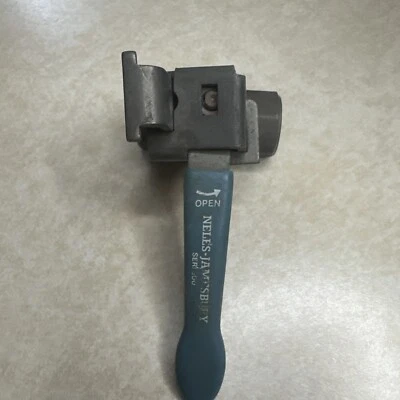 Ball Valve: 1/2 in, Brass, Straight, FNPT x FNPT, Full Port Ball Port Locking  - Image 1 of 4