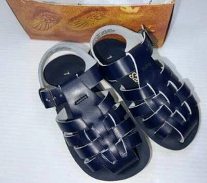 SUN-SAN SALT WATER NEW IN BOX KIDS NAVY SHARK LEATHER SANDALS SIZE 7 - Foto 1 di 5