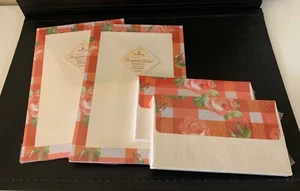 Vtg Hallmark 2 Sets Stationery Designed Tablets & Envelopes new sealed Roses  - Picture 1 of 3
