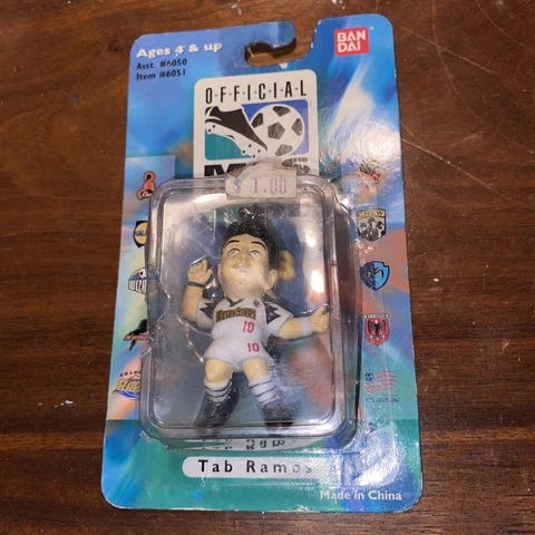 Very HTF BANDAI MLS SOCCER KEYCHAIN Tab Ramos FIGURE NEW York Metro Stars Cover