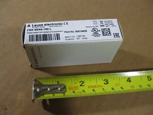 Leuze Electronic FRK 95/44-150 L Diffuse Sensor 50019925 With Background Suppres - Picture 1 of 4
