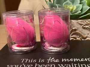 2 BEAUTYBLENDER Electric Violet Purple Full Size NIB C1 - Picture 1 of 6