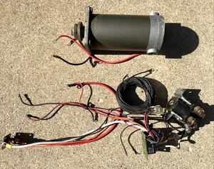 Neuton - 24 volt Motor For Mower With Wires Tested - Picture 1 of 6