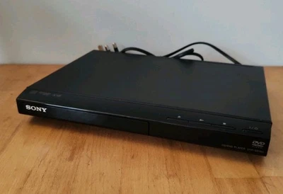 Sony DVP-SR160 CD/DVD Player - No Remote - Image 1 of 4