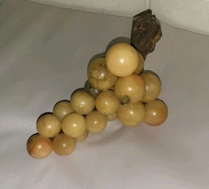🍇Vintage Large Alabaster??? Grapes Mid Century Marble? Stone? Grape Cluster🍇 - Picture 1 of 10