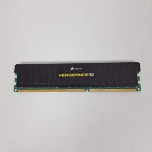 Corsair Vengeance CML16GX3M2A1600C10 8GB DDR3 RAM - Picture 1 of 2