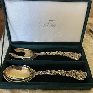 TREASURES GODINGER SILVER PLATE SET OF 2 - SERVING SPOONS AND FORK IN BOX - Picture 1 of 9