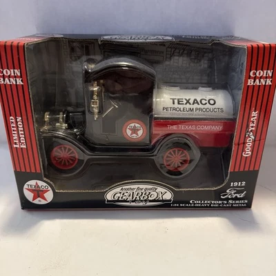Caja de cambios edición limitada 1:24 diecast 1912 Ford Texaco petrolero banco de monedas NUEVO Foto 1 de 4