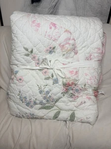 Pottery Barn LoveShackAusgefallene Blumen Schleife Patchwork bestickt Quilt King - Bild 1 von 6
