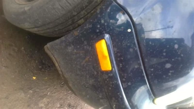 Marcador de luz de estacionamiento/esquina de pasajero sedán lado de la ciudad para 99-11 JETTA 29289255 Foto 1 de 4