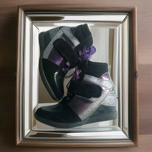 Anna Almeida Damenmode schwarz|lila|silber Keilabsatz Turnschuhe Größe 7 1/2 - Bild 1 von 1