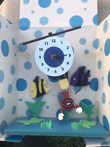 Plongée plongée amusante horloge de mouvement poisson flottant neuve dans sa boîte