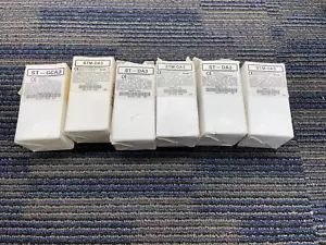 AMPLIFICADOR DE DISTRIBUCIÓN DE AUDIO STICK-ON ST-DA3 5X - CAJA ABIERTA NUEVA + ST-GCA3 - Imagen 1 de 1