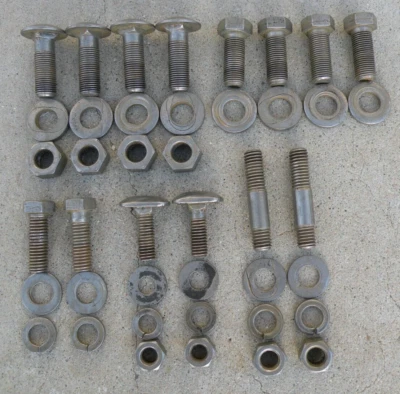 CHRYSLER IMPERIAL SUPORTE TRASEIRO PARA-CHOQUE PORCAS PARAFUSOS ARRUELAS DE TRAVA 1963 63 FABRICANTE DE EQUIPAMENTO ORIGINAL - Imagem 1 de 4