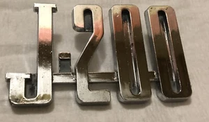 1962?~1965 JEEP GLADIATOR J200 FRONT FENDER EMBLEM - Picture 1 of 9