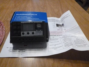 Solarladeregler 12V/ 24V mit Beschreibung ( War meinerseits Fehlkauf) TOP!!! - Bild 1 von 3