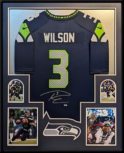 FRAMED SEATTLE SEAHAWKS RUSSELL WILSON AUTOGRAPHED SIGNED JERSEY FANATICS HOLO