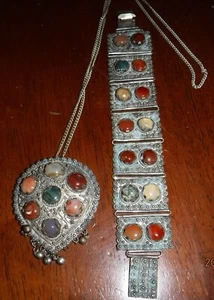 Vintage Agate Stones In A  Colorful Matching Pendant and Bracelet - Picture 1 of 17