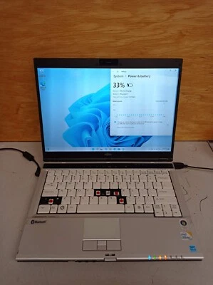 Fujitsu LifeBook S6520 Core 2 Duo P8600 2,4 GHz 4 GB RAM 500 GB HDD 14,1" Leer Foto 1 de 4
