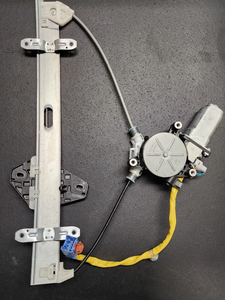 Регулятор стекла и мотор REMAN Acura RSX подходят для левых 2003-2006 годов выпуска (72250-S6MA02) - Изображение 1 из 3