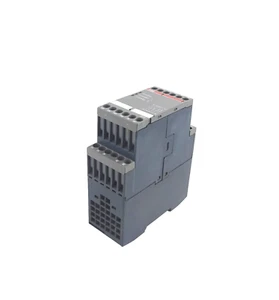 ABB 1SAR501032R0003 -USED- SAFETY RELAY - Picture 1 of 2