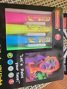Pack Of 2 6 Pack Glow in the Dark Face Body Paint Glow Sticks 12 Markers - Picture 1 of 3
