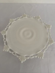 Vintage Westmoreland Milchglas Ring & Blütenblatt Kuchen Standfuß Kuchenplatte Ständer 9" - Bild 1 von 9