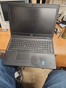 Dell Latitude E5550 Laptop 2.20GHz Core i5-5200U No RAM No HDD w/ Battery - Picture 1 of 15