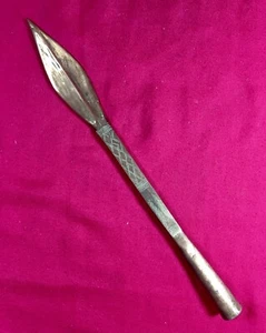 SAGAIE DU CHAD SPEARHEAD IN FINELY ENGRAVED COPPER DECOR. END XIX° - XX°. - Picture 1 of 11