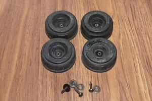 Akai AP-306 Turntable Parts - Complete Set of 4 Feet - Picture 1 of 3