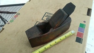 Avión de bloque de madera vintage W. Butcher Coffin - Imagen 1 de 9