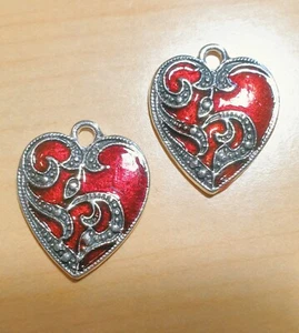 CHARMS 'RED GOTHIC HEART' (set of 2) - Picture 1 of 1