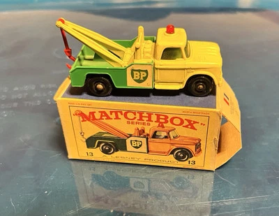 Matchbox Lesney 13 BP 1965 Dodge Wreck Truck Red Hook Original Box w/1 Flap Torn - Image 1 of 4