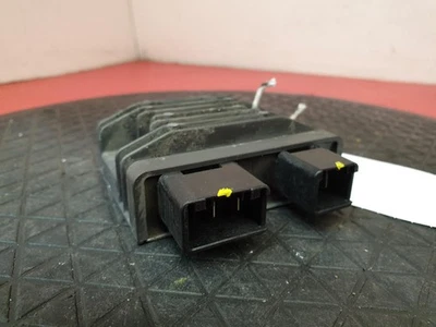 Honda NSS 300 2019 regulador rectificador Forza Foto 1 de 4