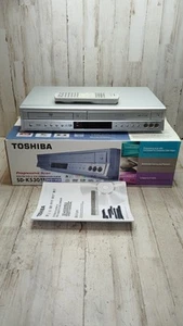 Toshiba SD-K530SU Lettore combinato DVD/VCR (VHS) con telecomando (TESTATO) con scatola - Foto 1 di 7