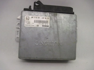ORDENADOR ECM ECU Saab 900 1994 94 1995 95 0 261 203 333 42 39 257 606825 Foto 1 de 4