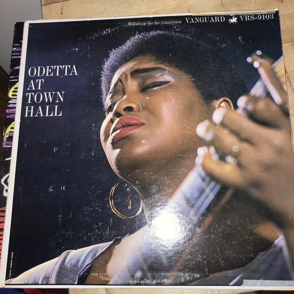 ODETTA - AT TOWN HALL 1962 VANGUARD Used , Excellent condition.  Foto 1 de 1