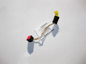 Mercedes-Benz  A2208200010 SOS Button E-Class W210 S-Class W220 C-Class W202 ... - Bild 1 von 3